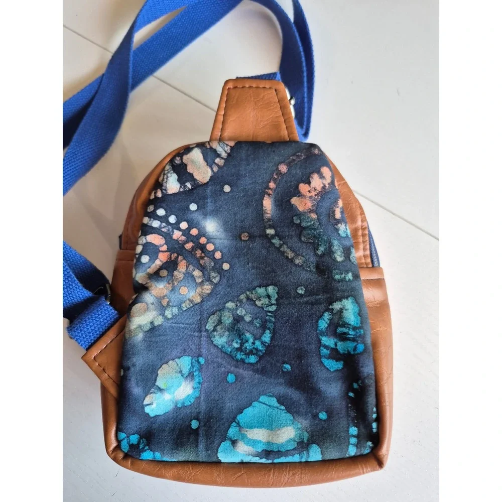 Chucky Childs Play Horror Sling Bag Brown Blue Adjustable Crossbody Mini Pack